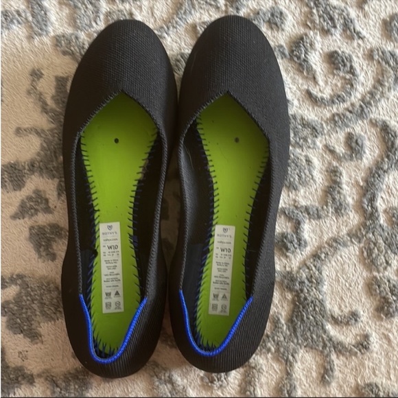 Excellent condition Rothy’s flats! - Picture 2 of 3